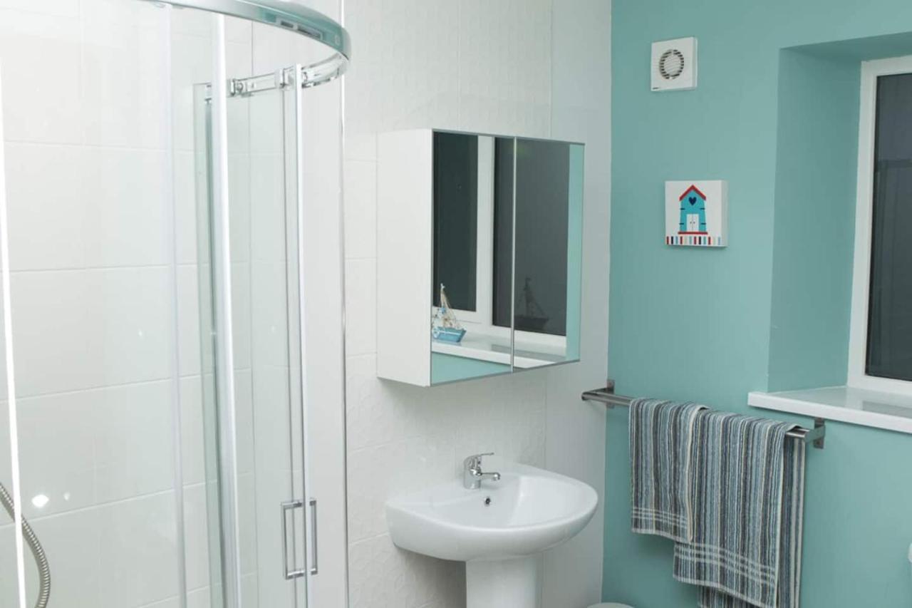 Malin View Apartments Port71 Portrush Exterior foto
